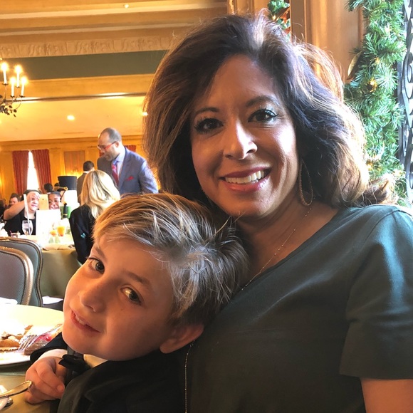 Meet your Posher, Pia - Picture 1 of 1